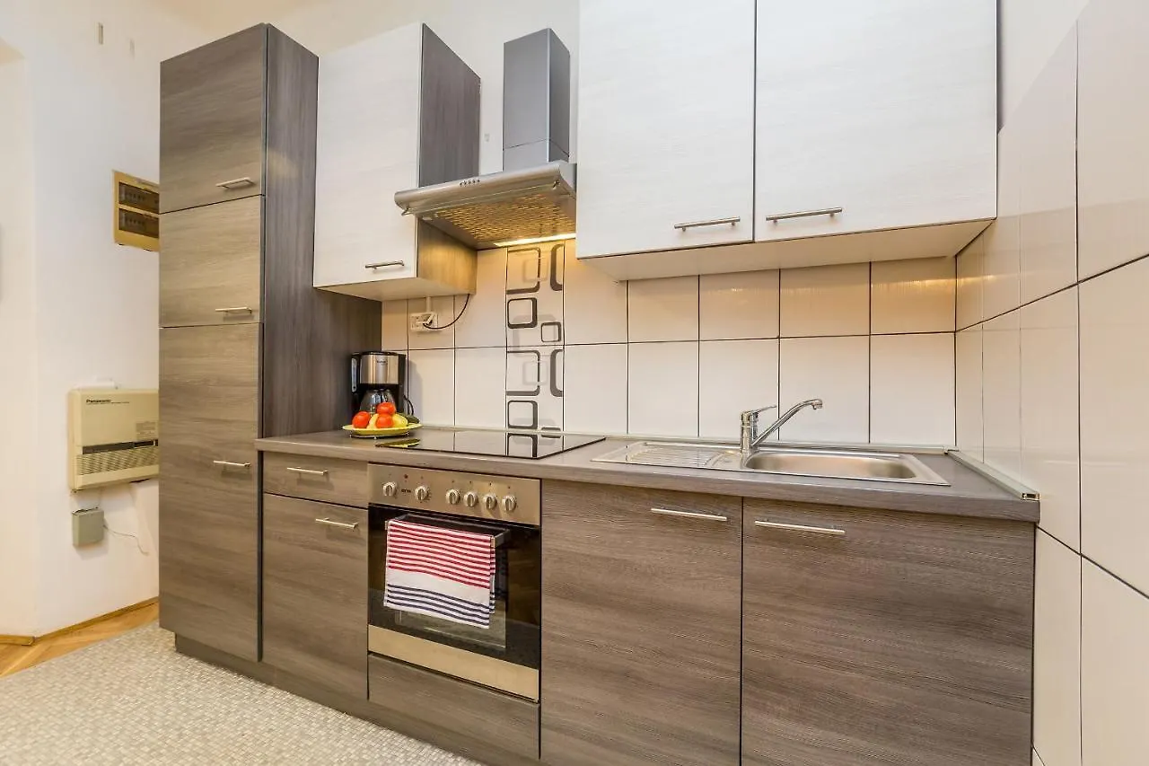 Apartment Juna Rijeka